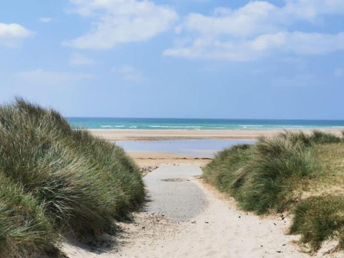 Camping Les Ronds Duval Face Aux Iles Anglo-Normandes Les Moitiers-d'Allonne Zewnętrze zdjęcie